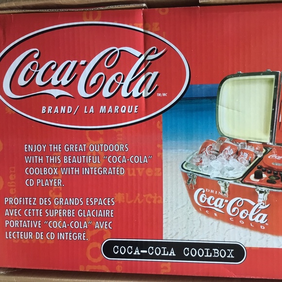 Vintage Coca Cola cool box, red, new in box, never been used - Picture 3 of 4